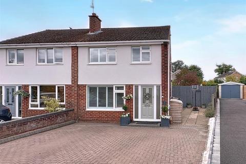 9 Beech Drive, Kenilworth, CV8 2JQ