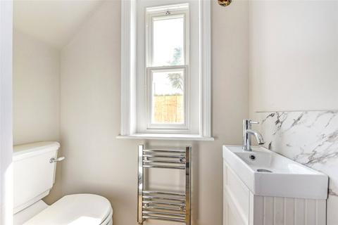 4 bedroom end of terrace house for sale, West Street, Bognor Regis, West Sussex, PO21