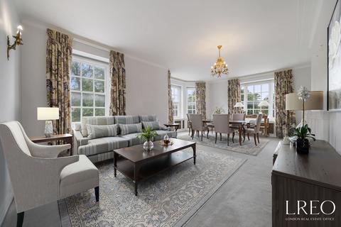 undefined, St Stephen's Close, Avenue Road, St John's Wood, NW8