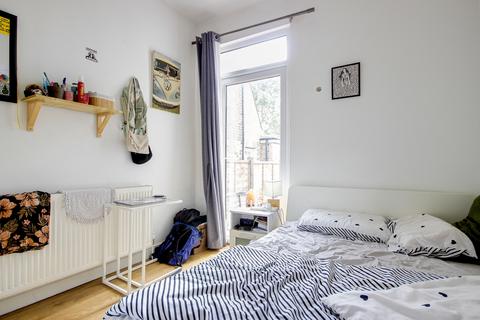 26 Nutfield Road, London, E15 2DG