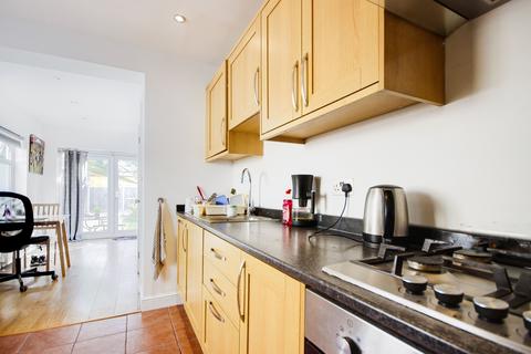 26 Nutfield Road, London, E15 2DG