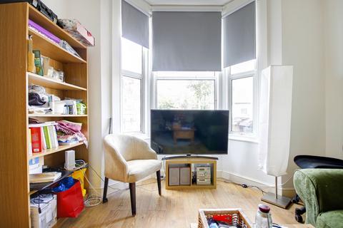 26 Nutfield Road, London, E15 2DG