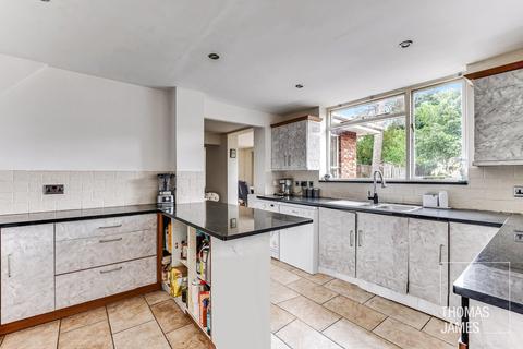 4 bedroom semi-detached house for sale, Eversley Park Road, London, N21