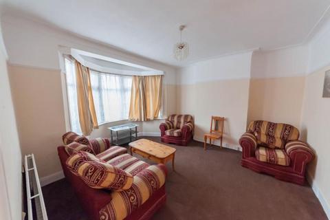 undefined, Beehive Lane, Ilford