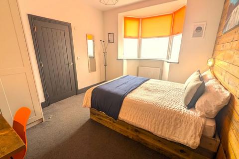undefined, Room 2