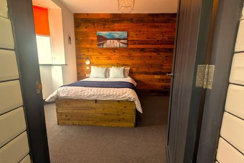 undefined, Room 2