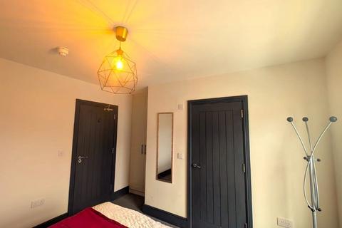 undefined, Room 3