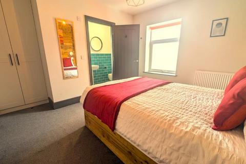 undefined, Room 3