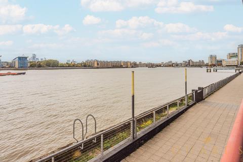 2 bedroom apartment to rent, 5 Hutchings Street, London E14