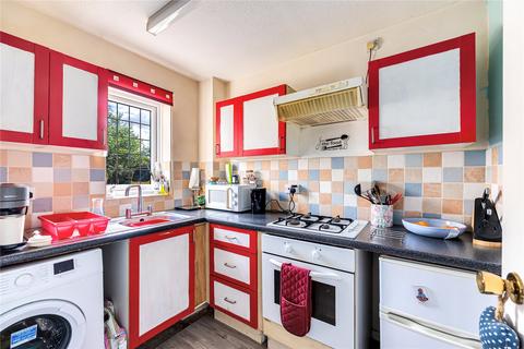 undefined, Queensbury Close, Bedford, Bedfordshire, MK40