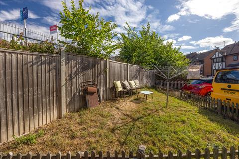 undefined, Queensbury Close, Bedford, Bedfordshire, MK40