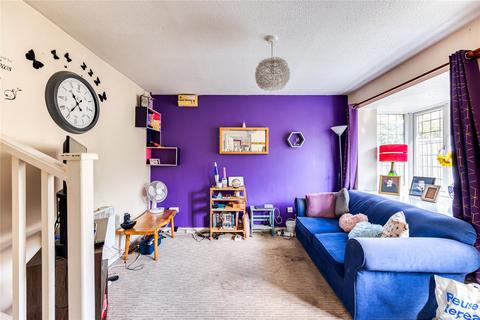 undefined, Queensbury Close, Bedford, Bedfordshire, MK40