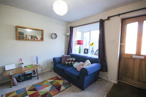 undefined, Queensbury Close, Bedford, Bedfordshire, MK40