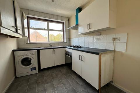 2 bedroom flat to rent, Manor Park E12