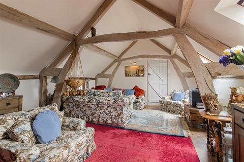 undefined, Hop Pickers, Priors Court, Aylton, Ledbury, Herefordshire, HR8 2QE