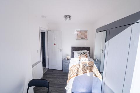 undefined, Room 1, Carlton Road, Boston, PE218PA
