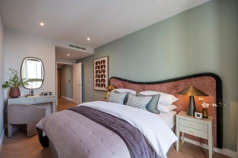 2 bedroom flat for sale, One Thames Quay, 222 Marsh Wall, London, E14