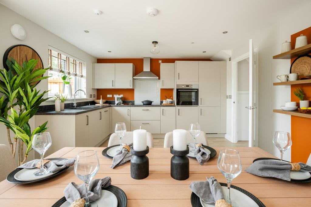 Open plan kitchen / dining area
