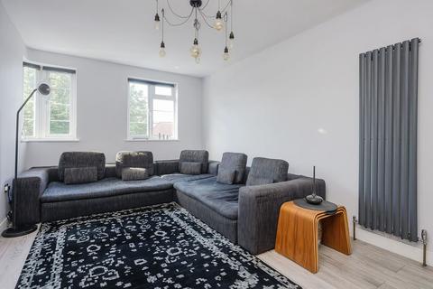 3 bedroom maisonette for sale, Coombe Lane, London SW20