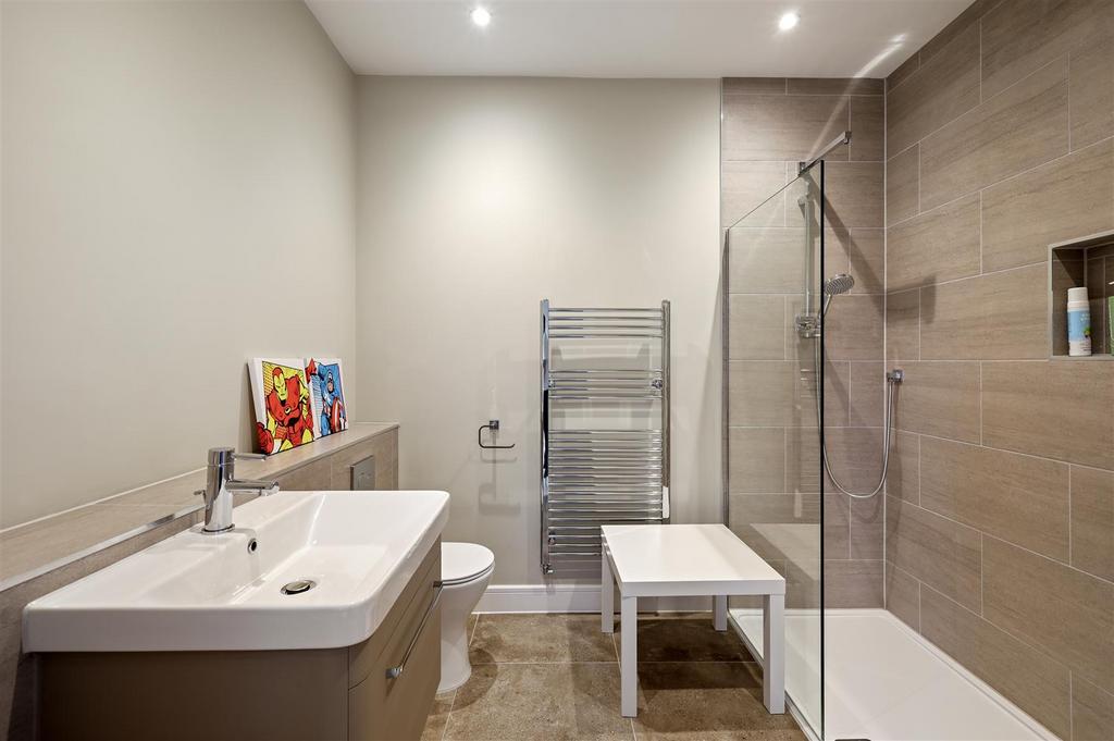 Ensuite