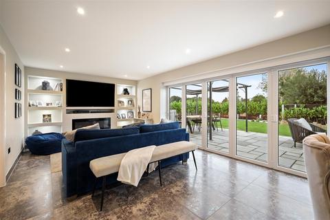 6 bedroom detached house for sale, Waldingfield Road, Sudbury
