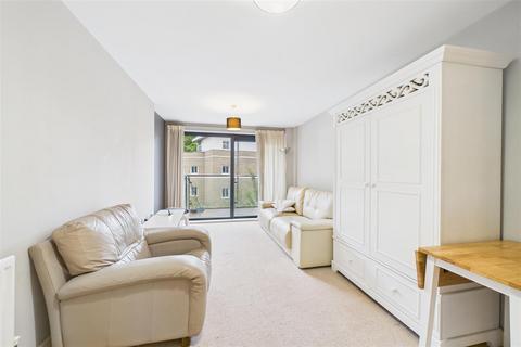 2 bedroom flat for sale, Oakley House, 4 Hotspur Street, London, SE11 6BT