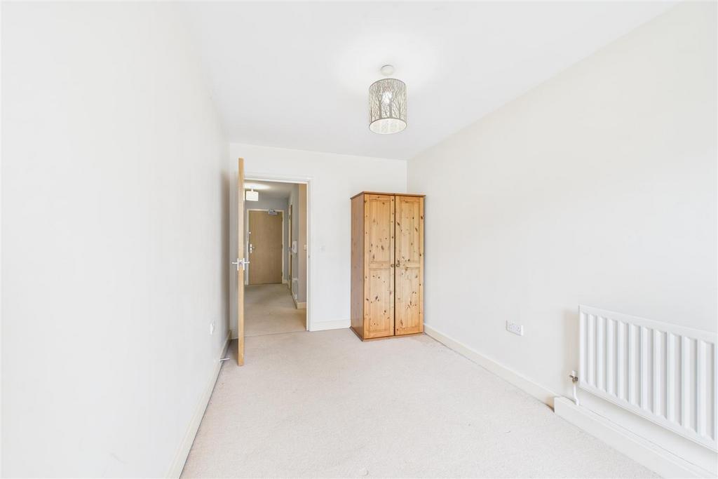 CAM01799 G0-PR0163-STILL011.jpg