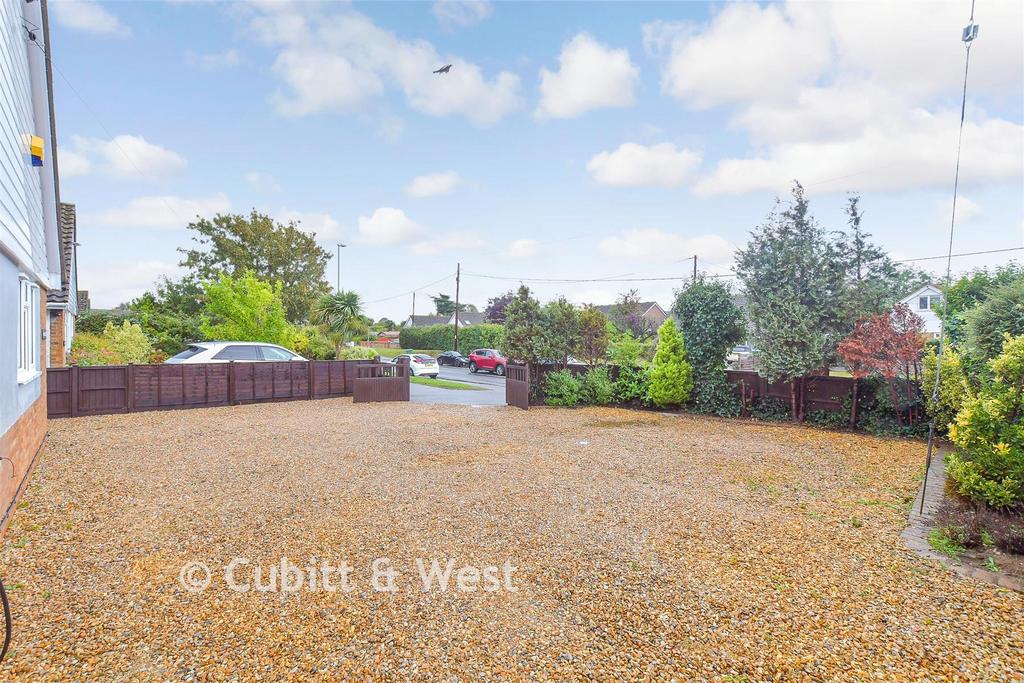 Driveway/Parking