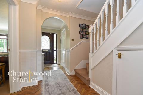 4 bedroom detached house for sale, Hewitt Road, Ramsey, CO12