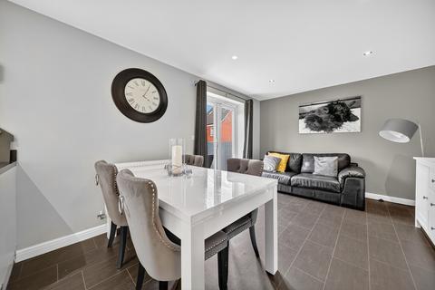 4 bedroom detached house for sale, Whinmoor, Leeds LS14