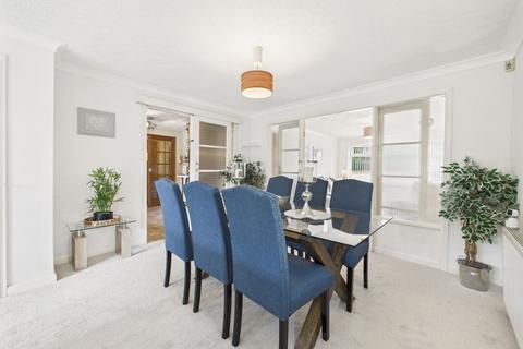 4 bedroom detached house for sale, Kidderminster Road, Bromsgrove, B61