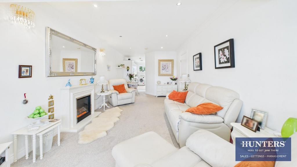 Kitchen/Living Room
