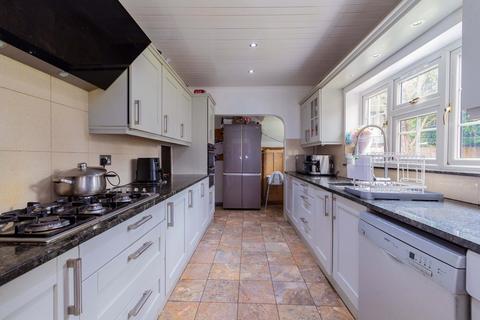undefined, Braywick Road, Maidenhead SL6