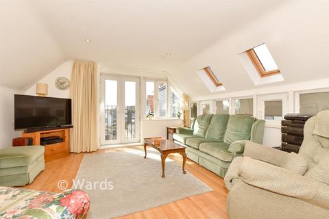 undefined, Newmans Close, Hythe CT21