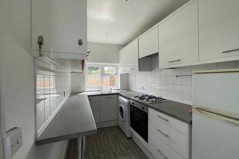 3 bedroom house to rent, Bellevue Road, Cowes, Isle of Wight