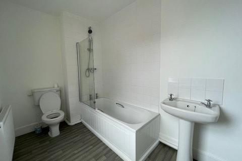 3 bedroom house to rent, Bellevue Road, Cowes, Isle of Wight