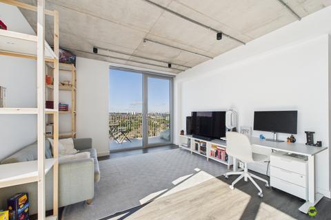 2 bedroom penthouse for sale, Eliza Knight House, 123 Felixstowe Road, London, SE2