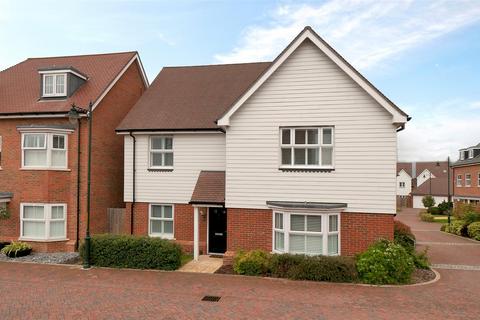 5 bedroom detached house for sale, Clarence Way, Kings Hill, ME10 4QT