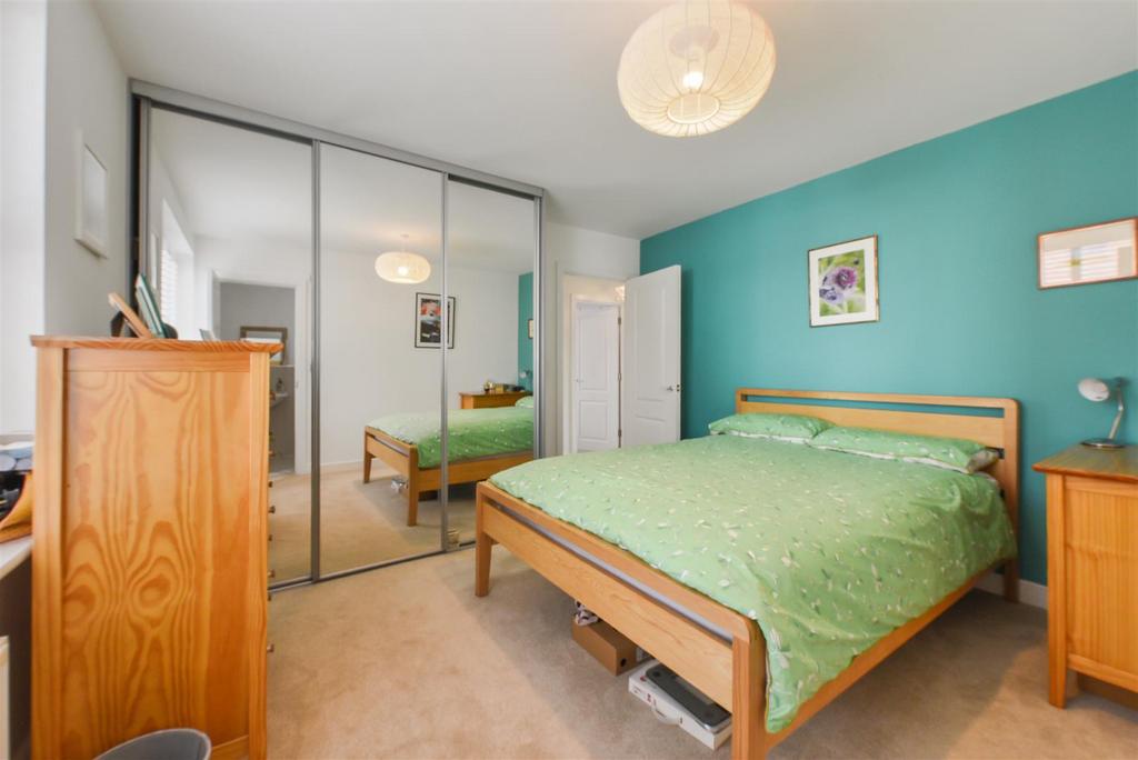 Ensuite Bedroom