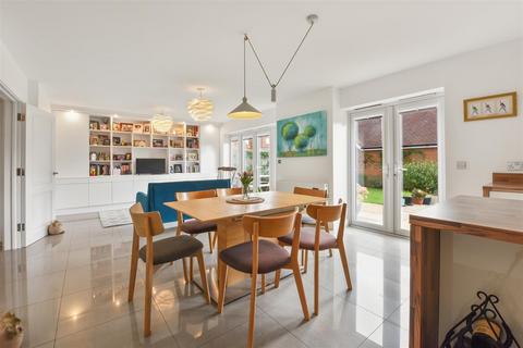 5 bedroom detached house for sale, Clarence Way, Kings Hill, ME10 4QT