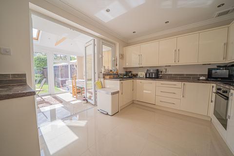 undefined, Runnymede Drive, Balsall Common, CV7