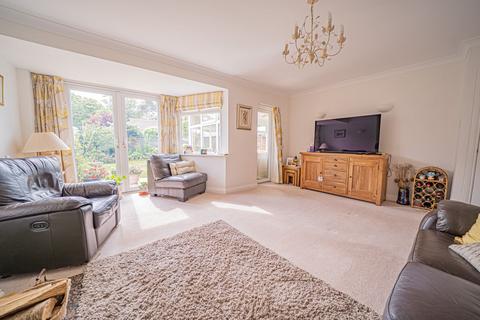 undefined, Runnymede Drive, Balsall Common, CV7