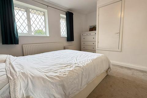 6 Cookes Croft, Birmingham, B31 3XR