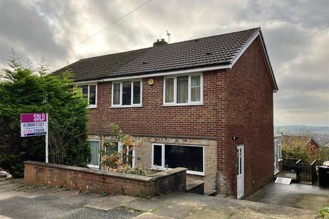 7 Douglas Close, Horwich, Bolton, BL6 7EF