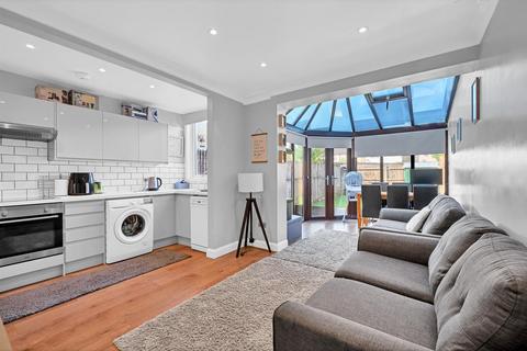 6 Gladwell Road, Bromley, BR1 4DA