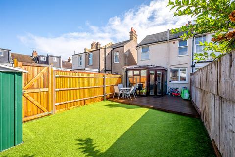 6 Gladwell Road, Bromley, BR1 4DA