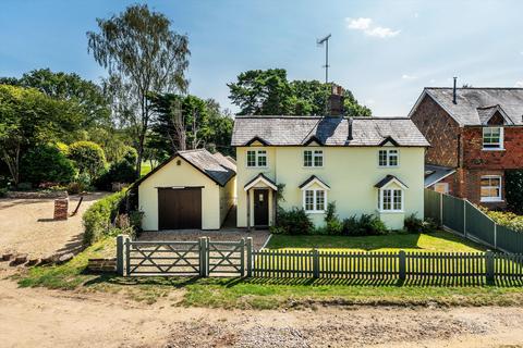 4 bedroom detached house for sale, Heath Lane, Albury, Guildford, Surrey, GU5