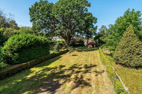 4 bedroom detached house for sale, Heath Lane, Albury, Guildford, Surrey, GU5
