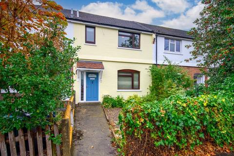 undefined, SQUIRES LANE, FINCHLEY, N3
