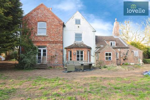 undefined, Church End, North Somercotes LN11